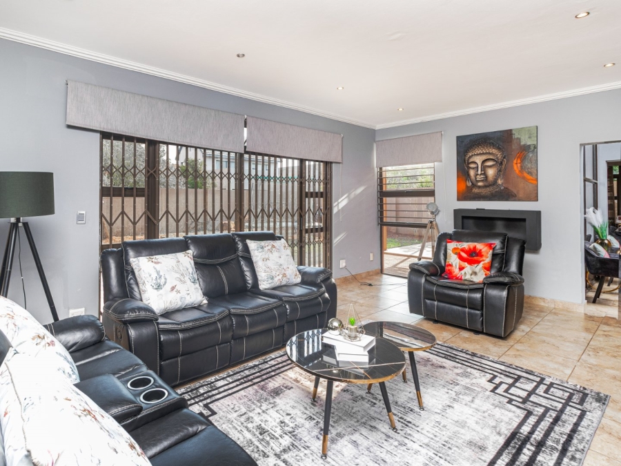 5 Bedroom Property for Sale in Leloko Lifestyle Estate North West